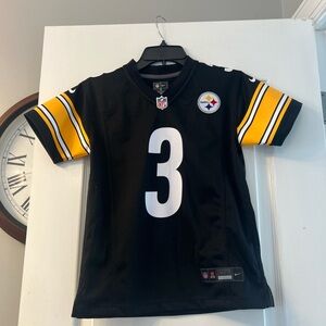 NWT Pittsburgh Steelers Russell Wilson Nike jersey size S Youth